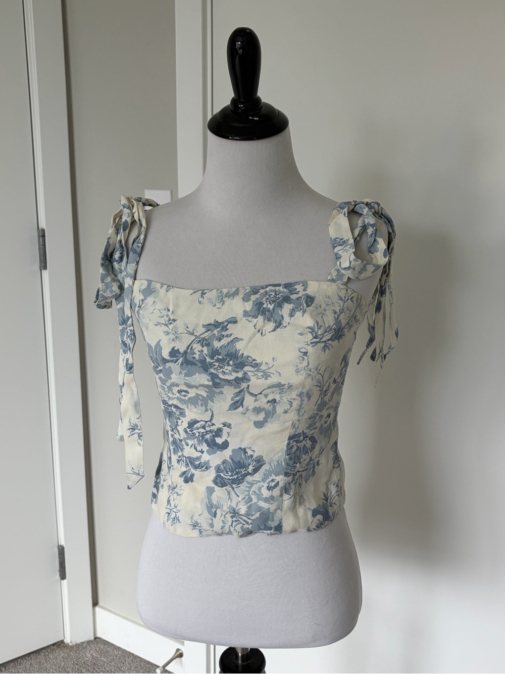 Reformation Floral Tie-Shoulder Crop Top in Cream and Blue